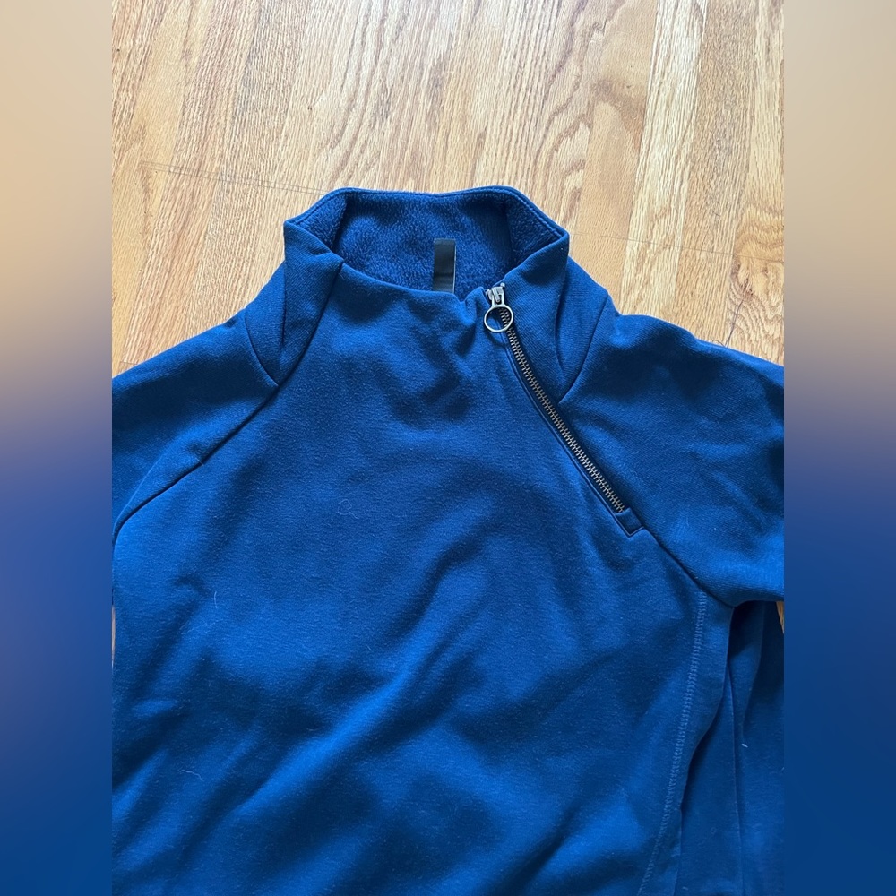 Athleta pullover - Picture 2 of 4